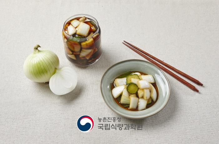 양파매실장아찌