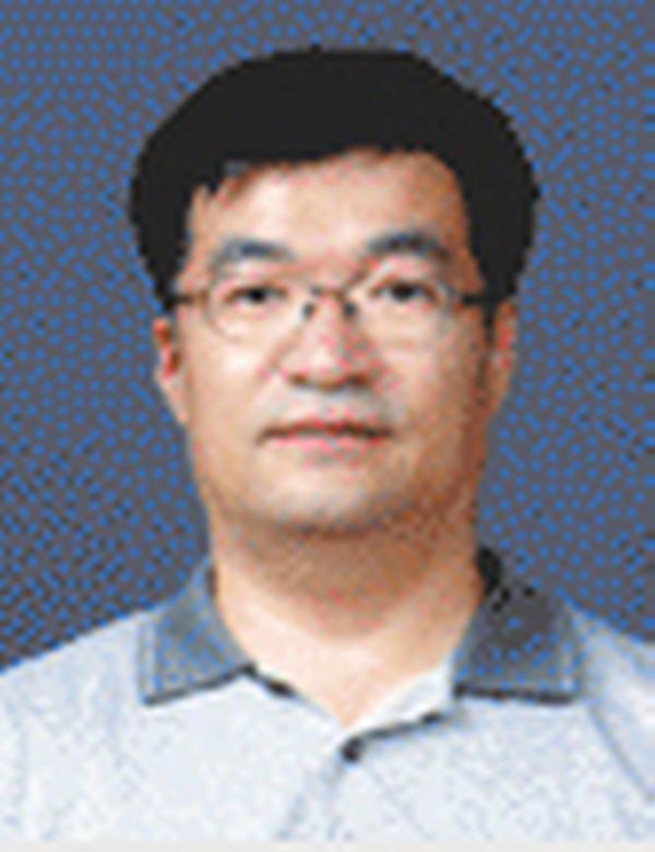 정진철 증명사진