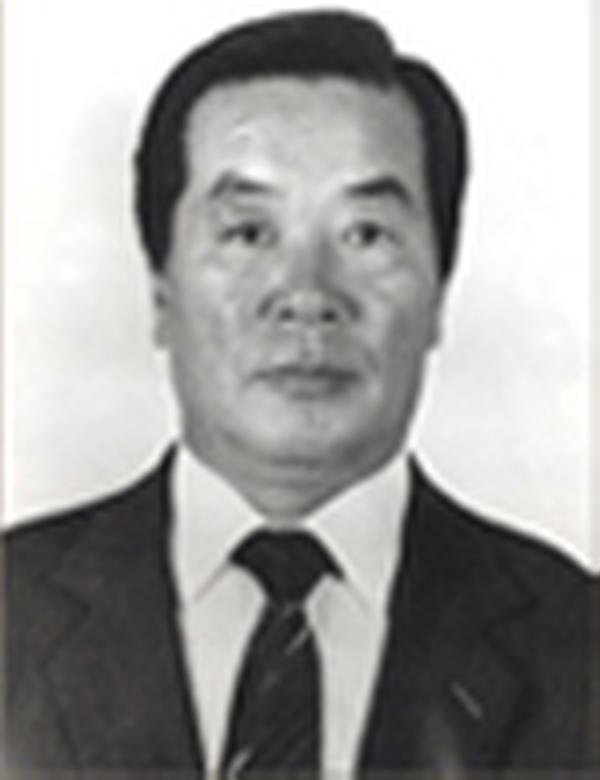 김동목 증명사진