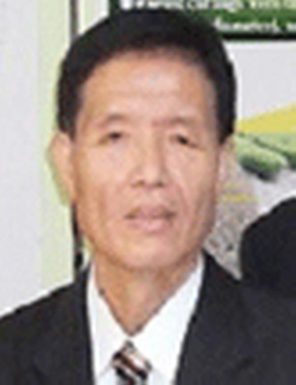 정병춘 증명사진